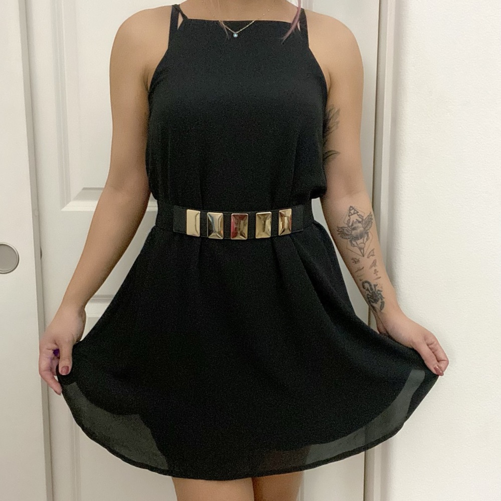 Black Sleeveless Dress